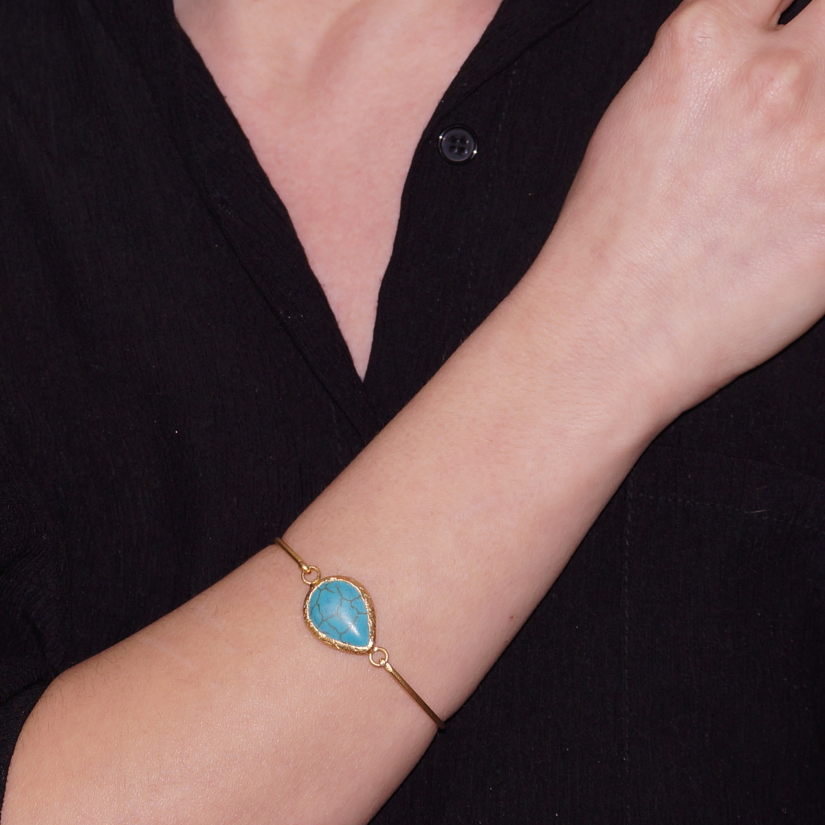 Turquoise Natural Stone Drop Model Matte Gold Plated Bracelet