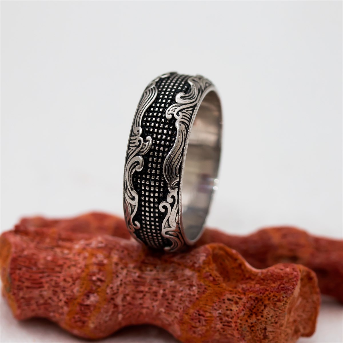 Motif Blackout Patterned Unisex Silver Wedding Ring