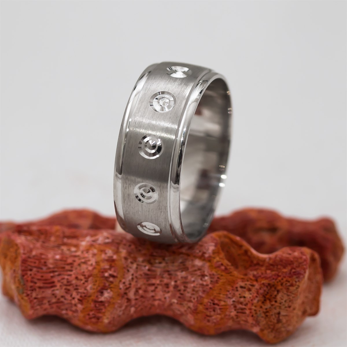 Polka Dot Matte Middle Unisex Sterling Silver Wedding Ring