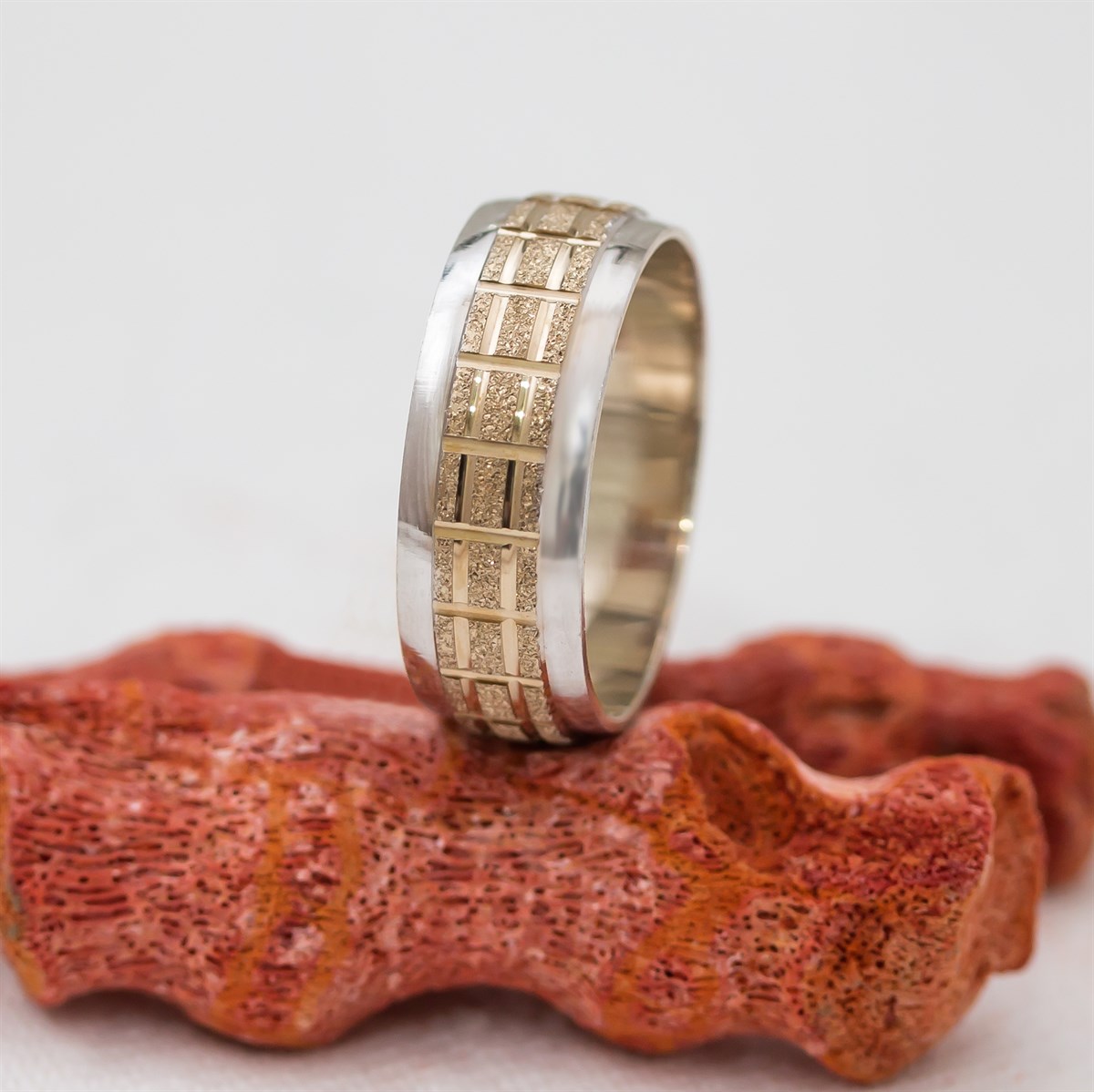 Rectangle Motif Broset Unisex Silver Wedding Ring