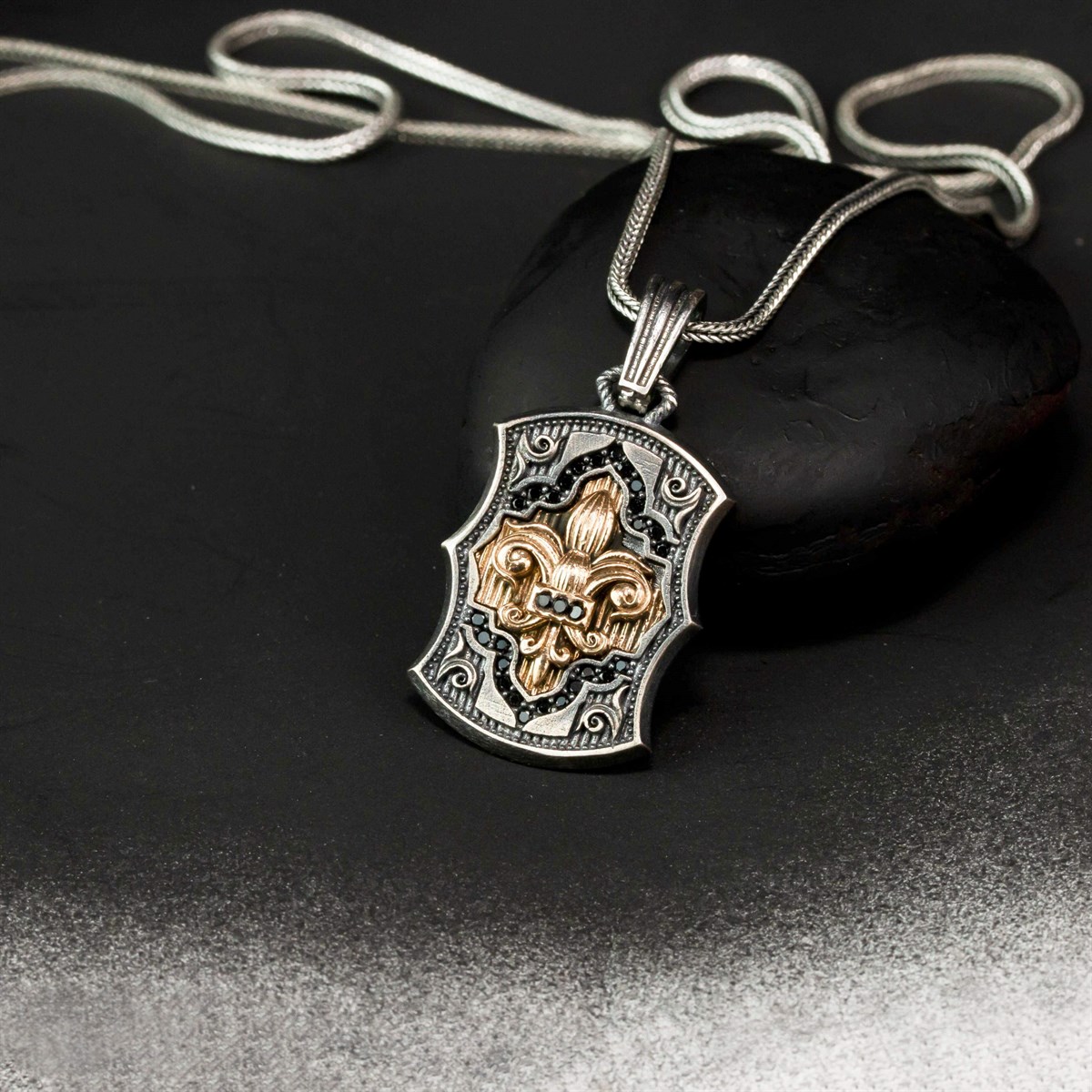 Special Design Vintage Symbol of Nobility Lily Men's Sterling Silver Necklace