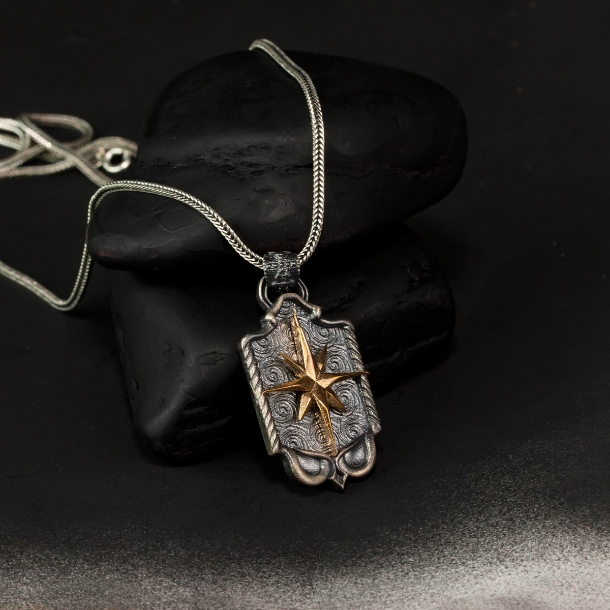 Special Design Vintage Compass Men's Sterling Silver Necklace
