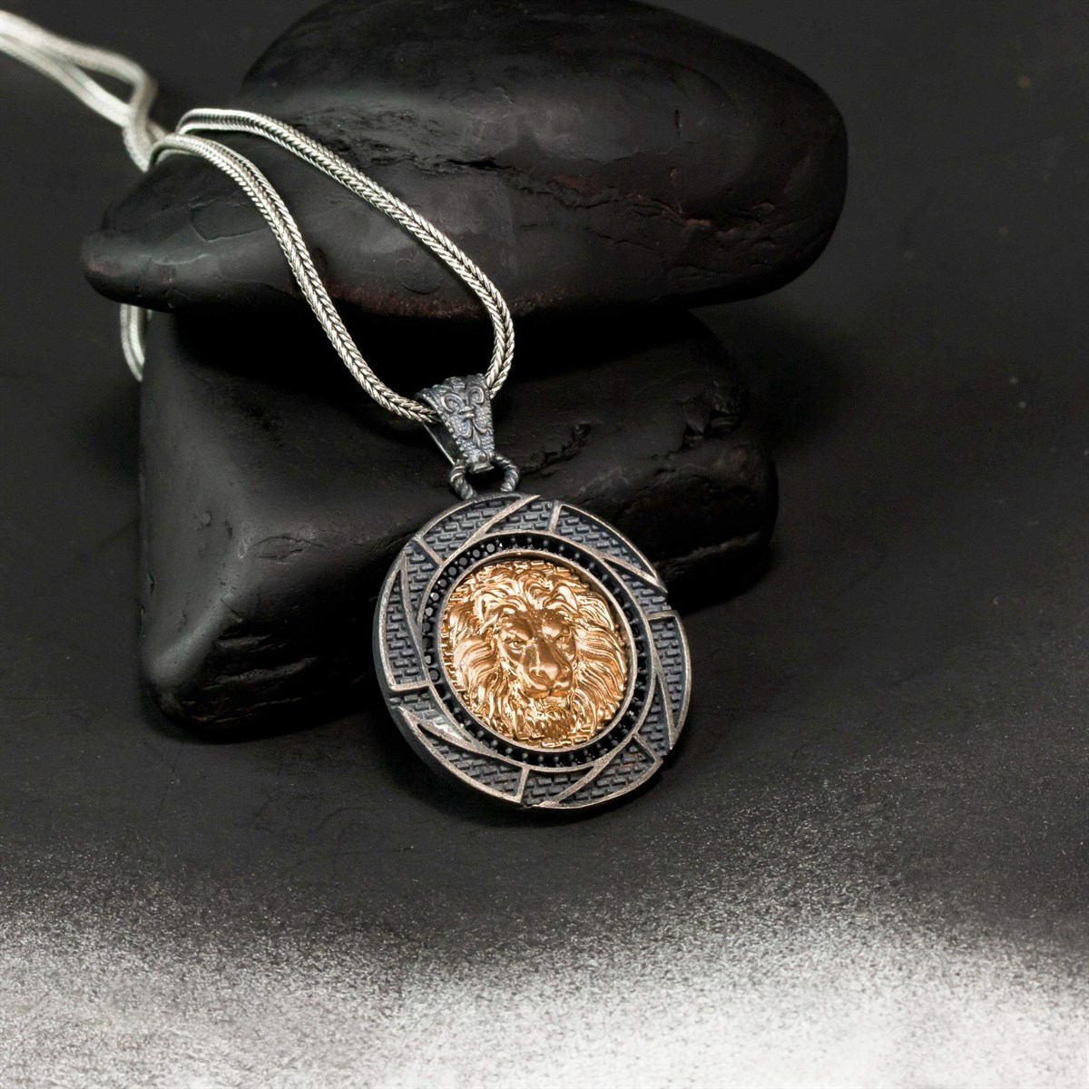 Special Design Vintage Blackened Lion Men's Sterling Silver Necklace