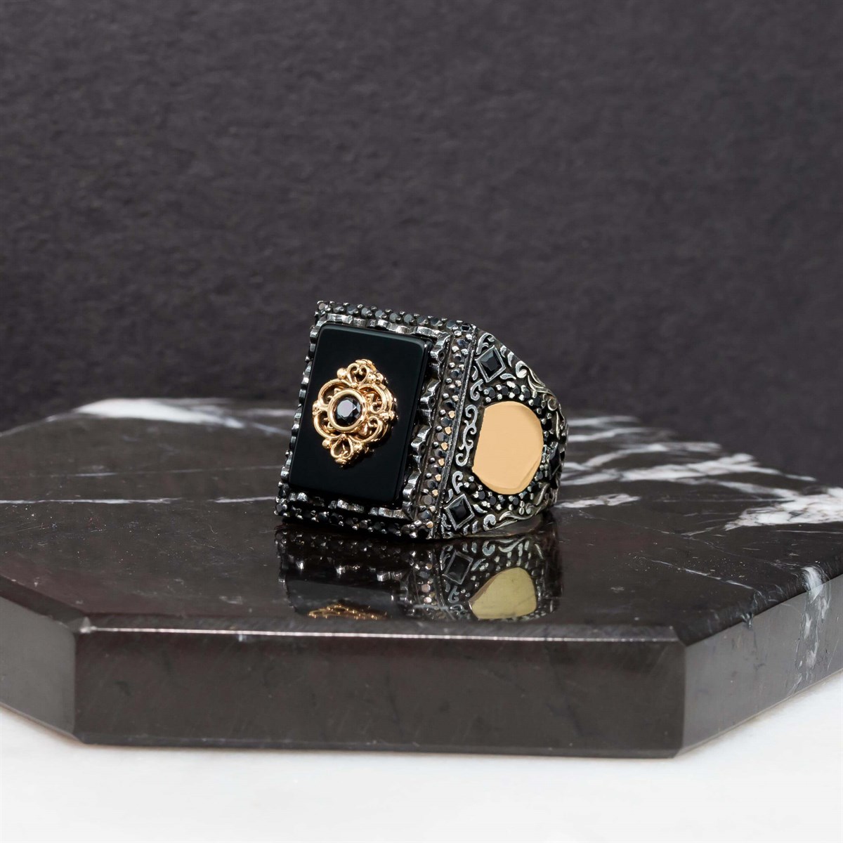 Black Onix Stone Rectangle Model Engraved Silver Men's Ring