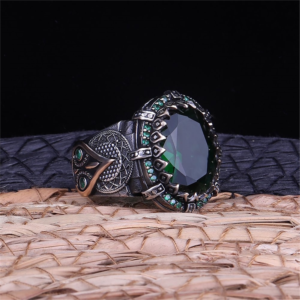 925 Sterling Silver Ring With Green Zircon Stone