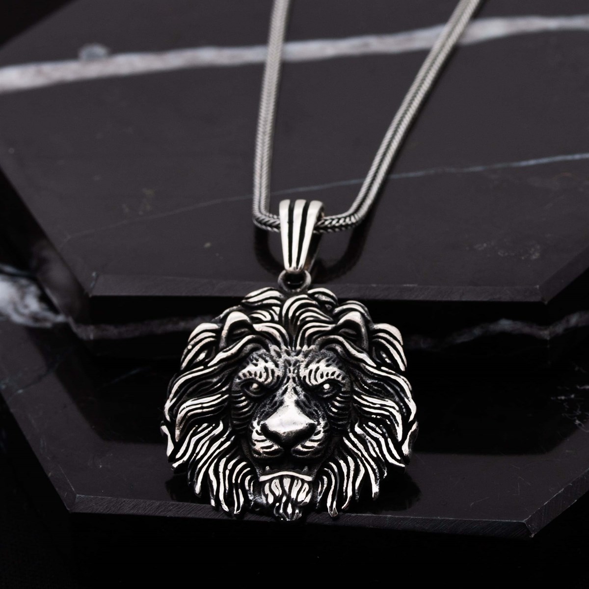 Silver Dimmed Lion Men's Necklace