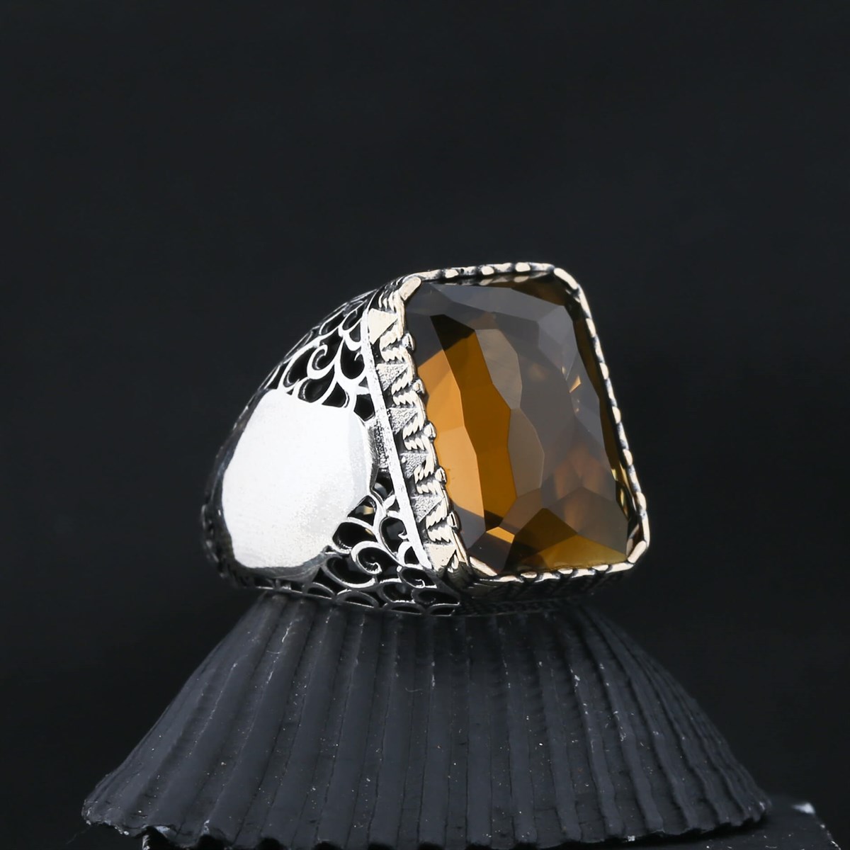 Zultanite Stone Embroidered Silver Men's Ring