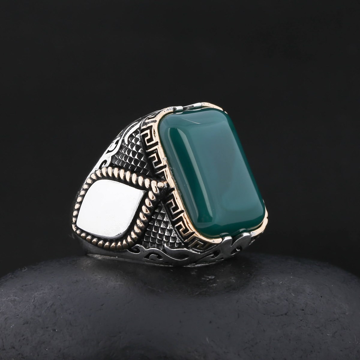 Green Agate Stone Side Patterned Sterling Silver Men's Ring