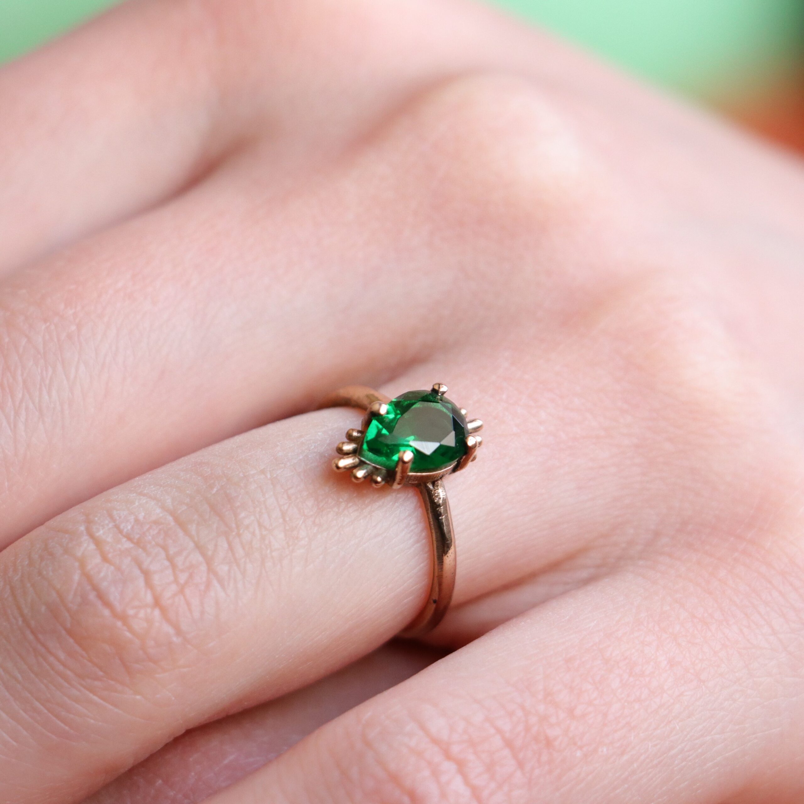 Drop Emerald Ring