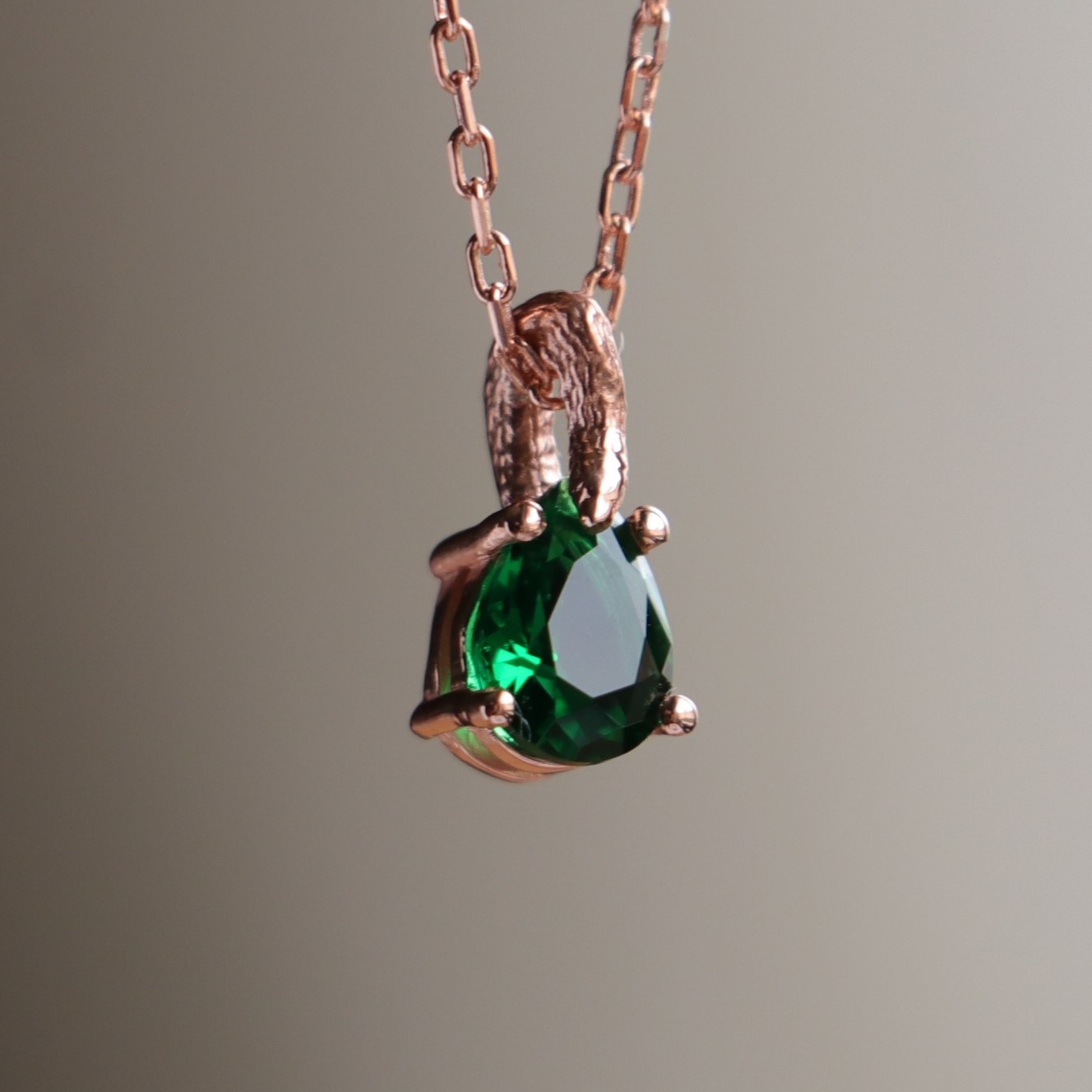 Drop Emerald Necklace (Gold Plated)