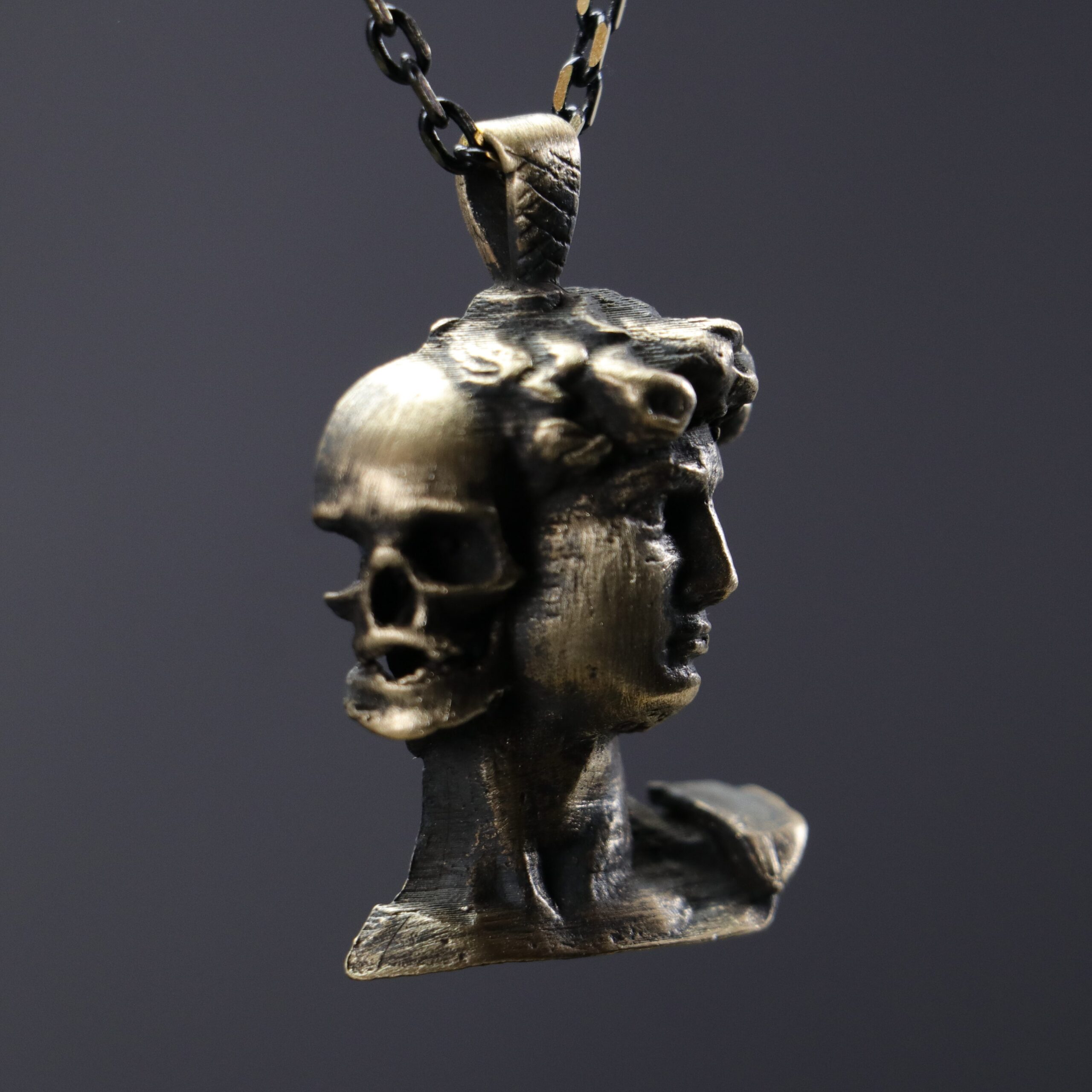 David and the Skull Design Necklace