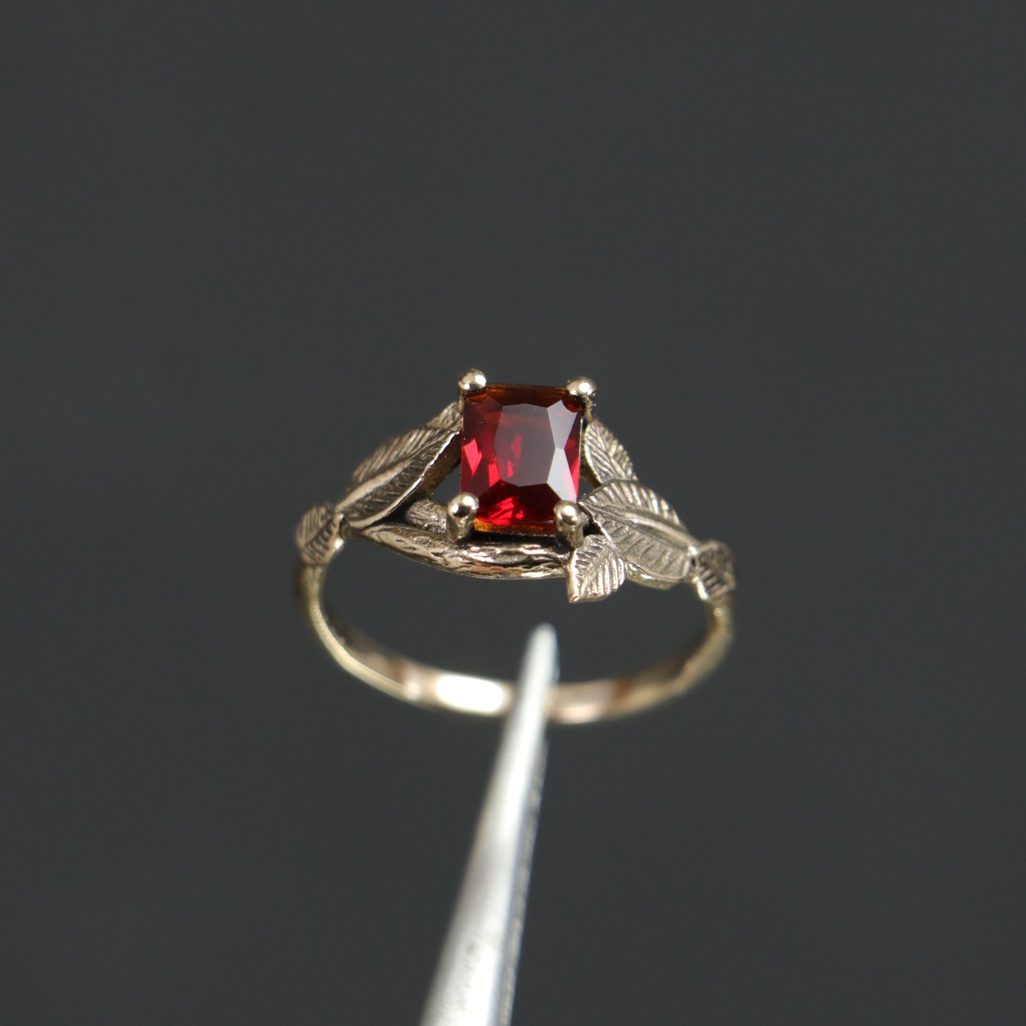 Emerald Ruby Leaf Ring