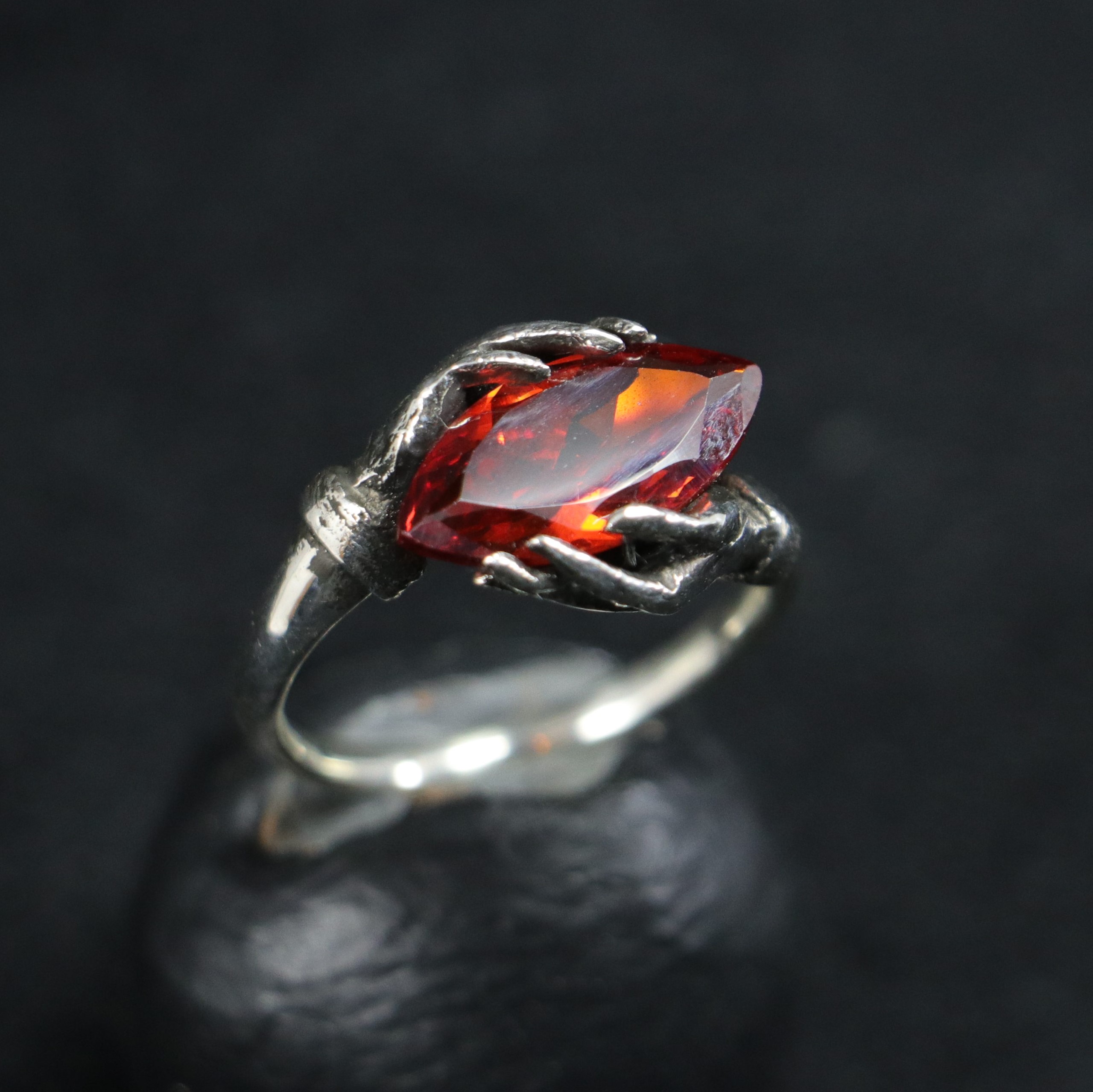 Secrets of the Universe Marquise Garnet 925 Silver