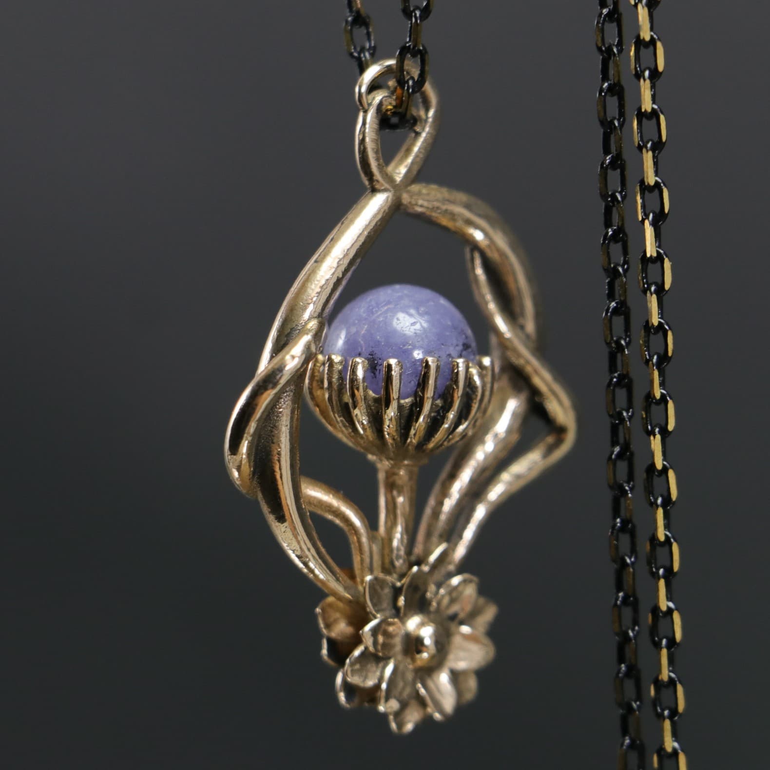 Ivy Soft Amethyst Necklace