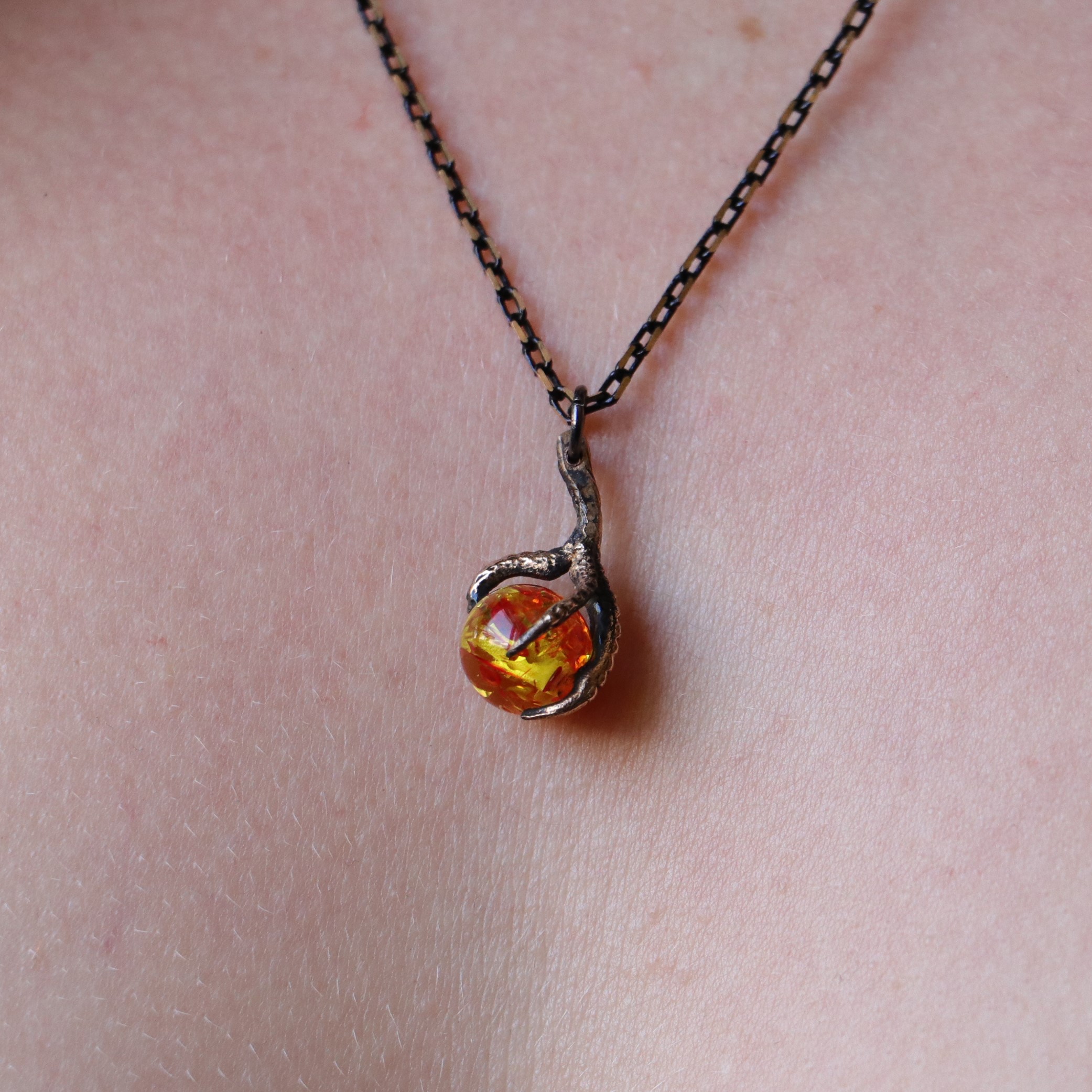Amber Stone Claw Necklace
