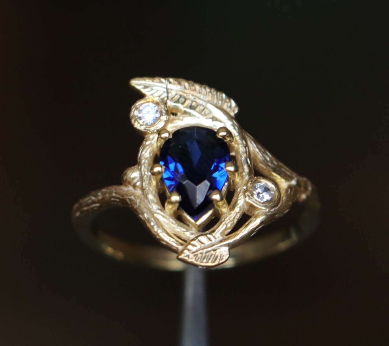 Lab. Sapphire and Swarovski Leaf Ring 925 Sterling Silver Gold Plated