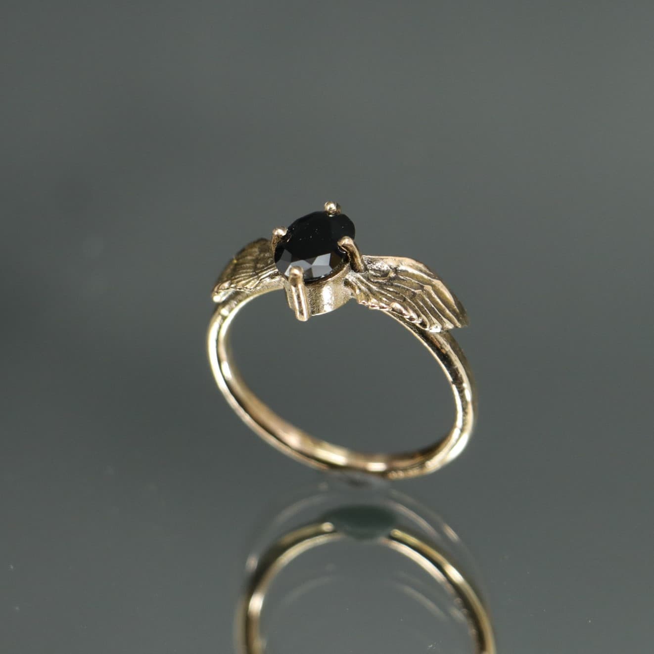Onyx Stone Wing Ring