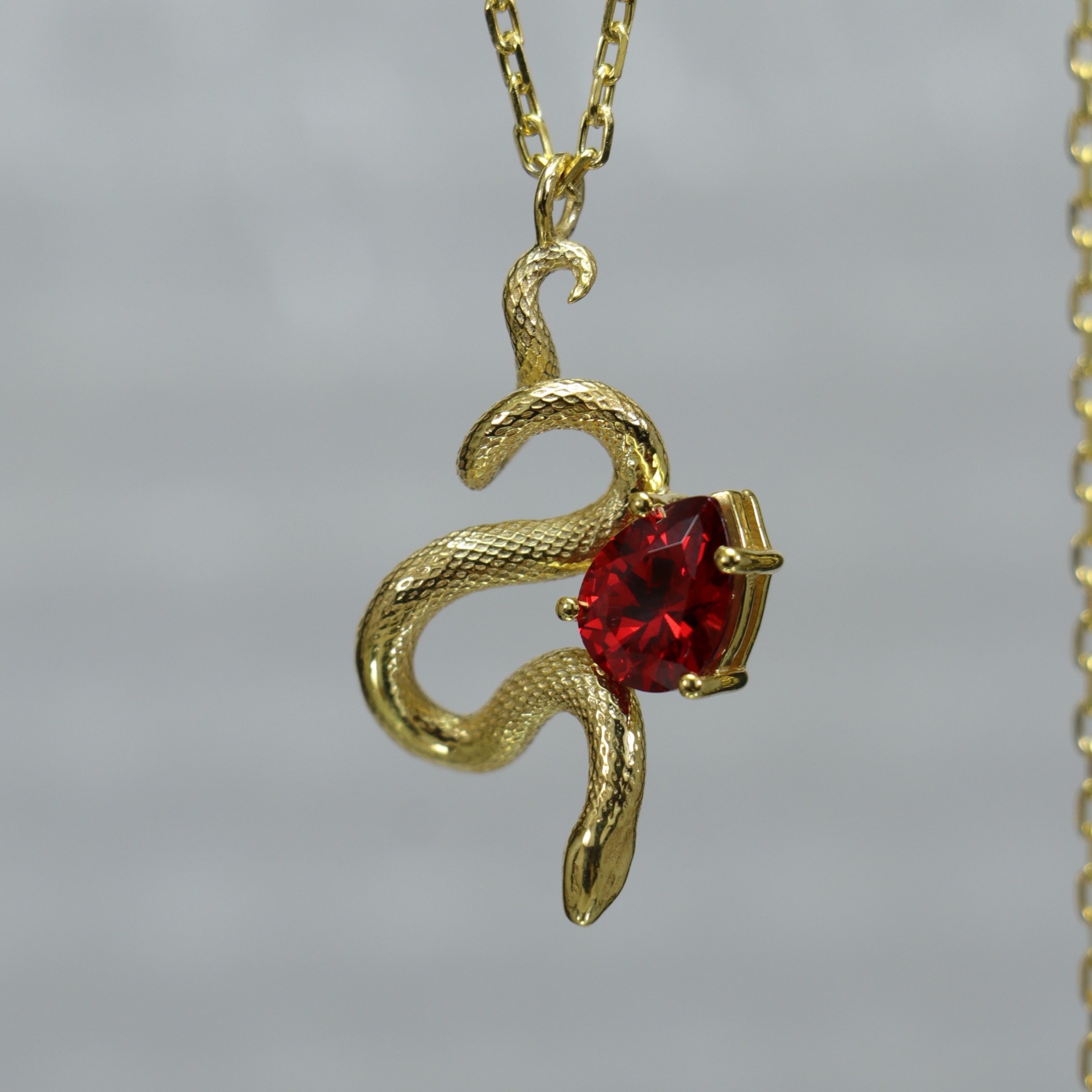Snake Drop Ruby (925-Gold Plated)