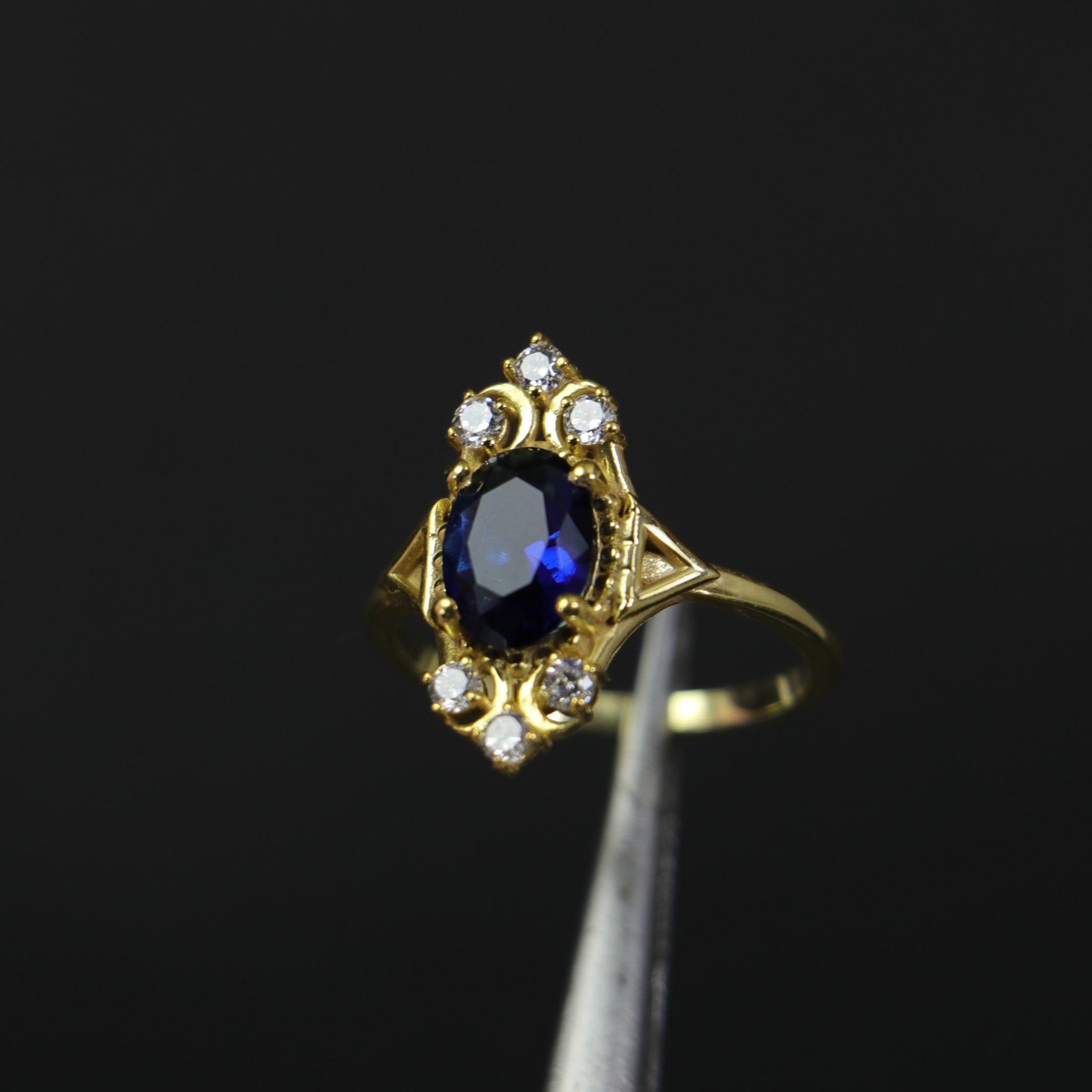 Lab. Sapphire Elegant Marriage Proposal Ring 925 Sterling Silver Gold Plated