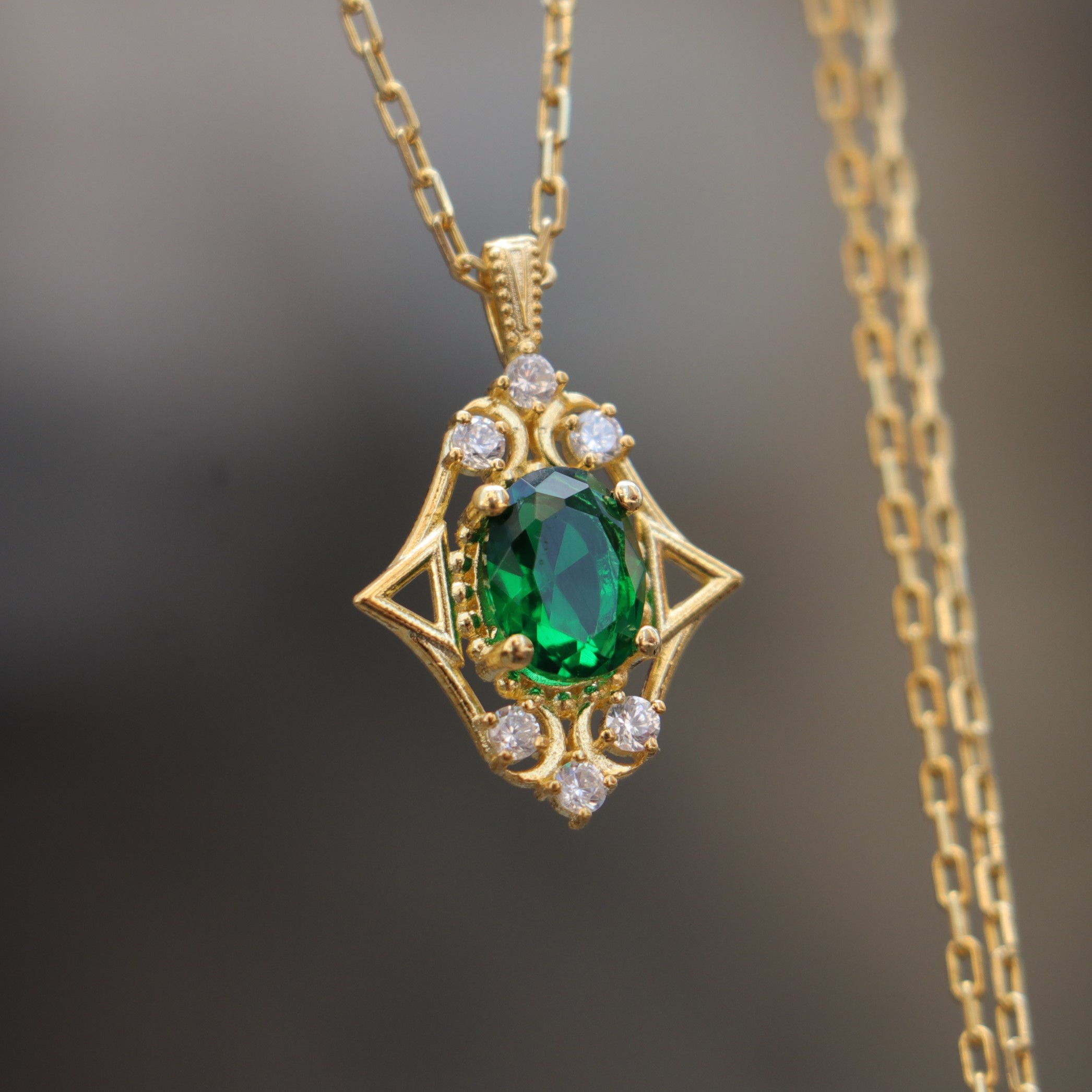 Emerald - Swarovski Silver Necklace